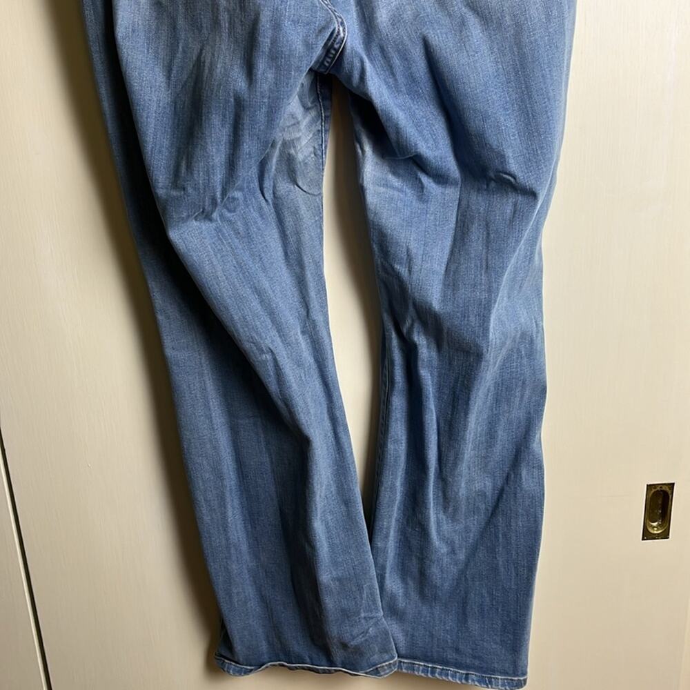 Levi’s Curvy 529 Boot Cut Jeans Light Blue Acid Wash 16 - Picture 9 of 9